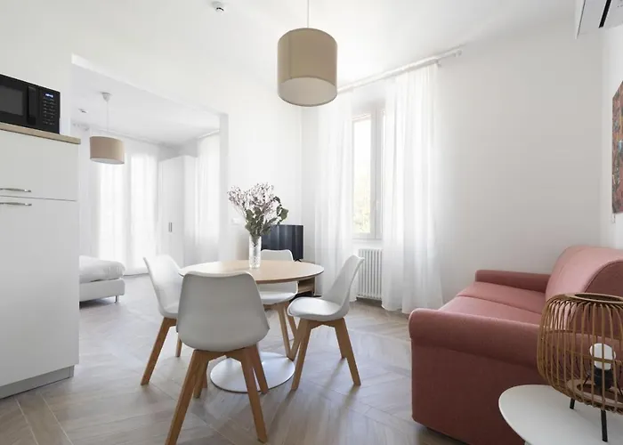Palazzo Pedretti Halldis By Halldis Lejlighed *