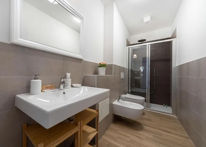 Palazzo Pedretti Halldis By Halldis * Bologna