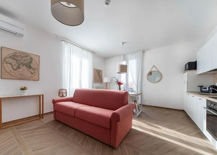 Palazzo Pedretti Halldis By Halldis Bologna