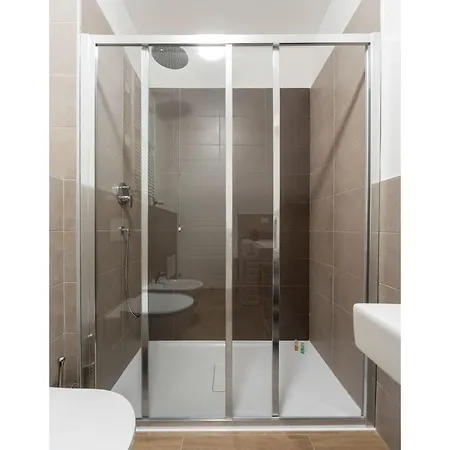 Palazzo Pedretti Halldis By Halldis Daire Bolonya